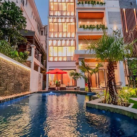 The Luxury Hotel Сием Реап Екстериор снимка